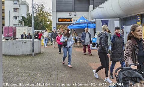 25.10.2025 - Illustrationen und Wall Art mit Katharina Konte und Architekten Herbert Kocht des Marx-Zentrum  